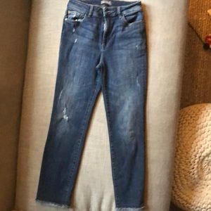DL1961 jeans. Mara straight ankle. Size 28. Lots of stretch.